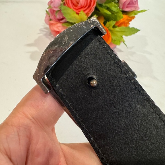 Authentic Louis Vuitton belt - Picture 13 of 13